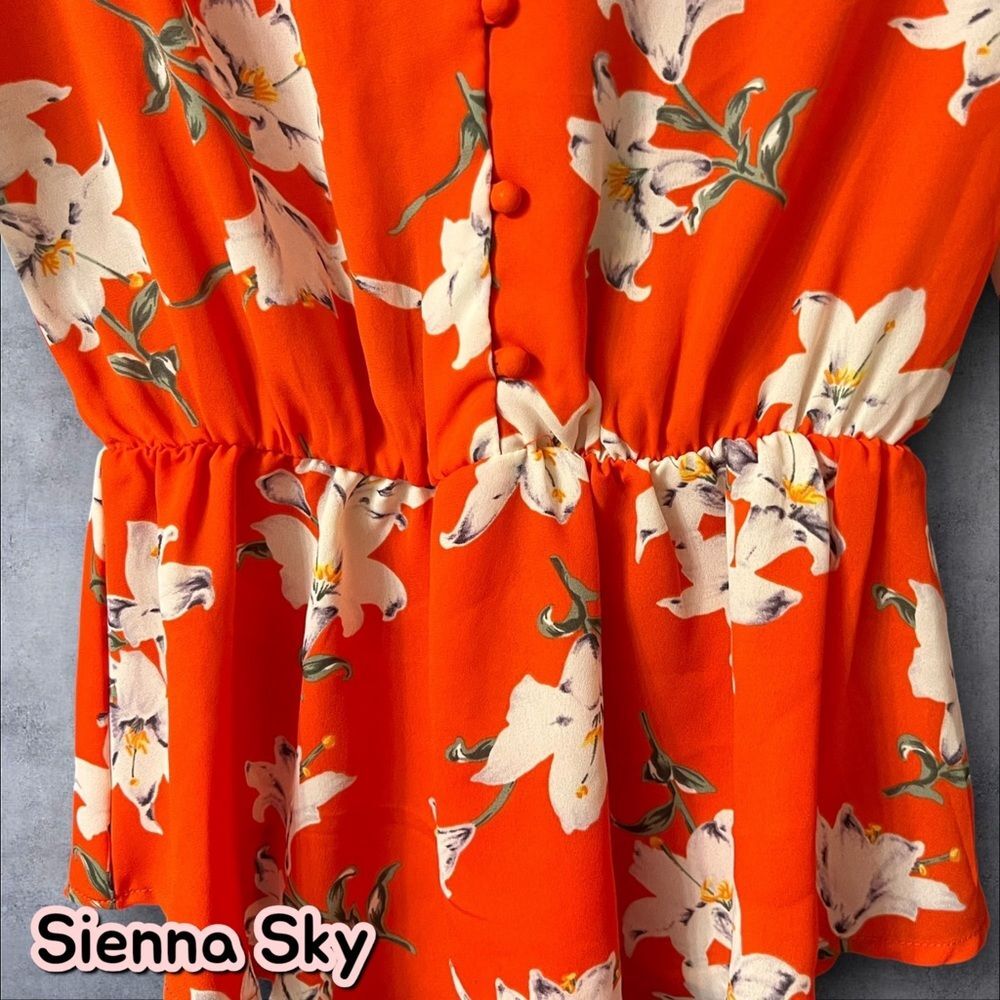 Sienna Sky Orange-Red Floral Cinched Waist Button-Down Blouse – Size S – EUC - Picture 2 of 7